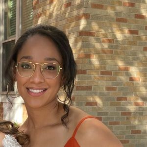 Meet your Posher, Alexa